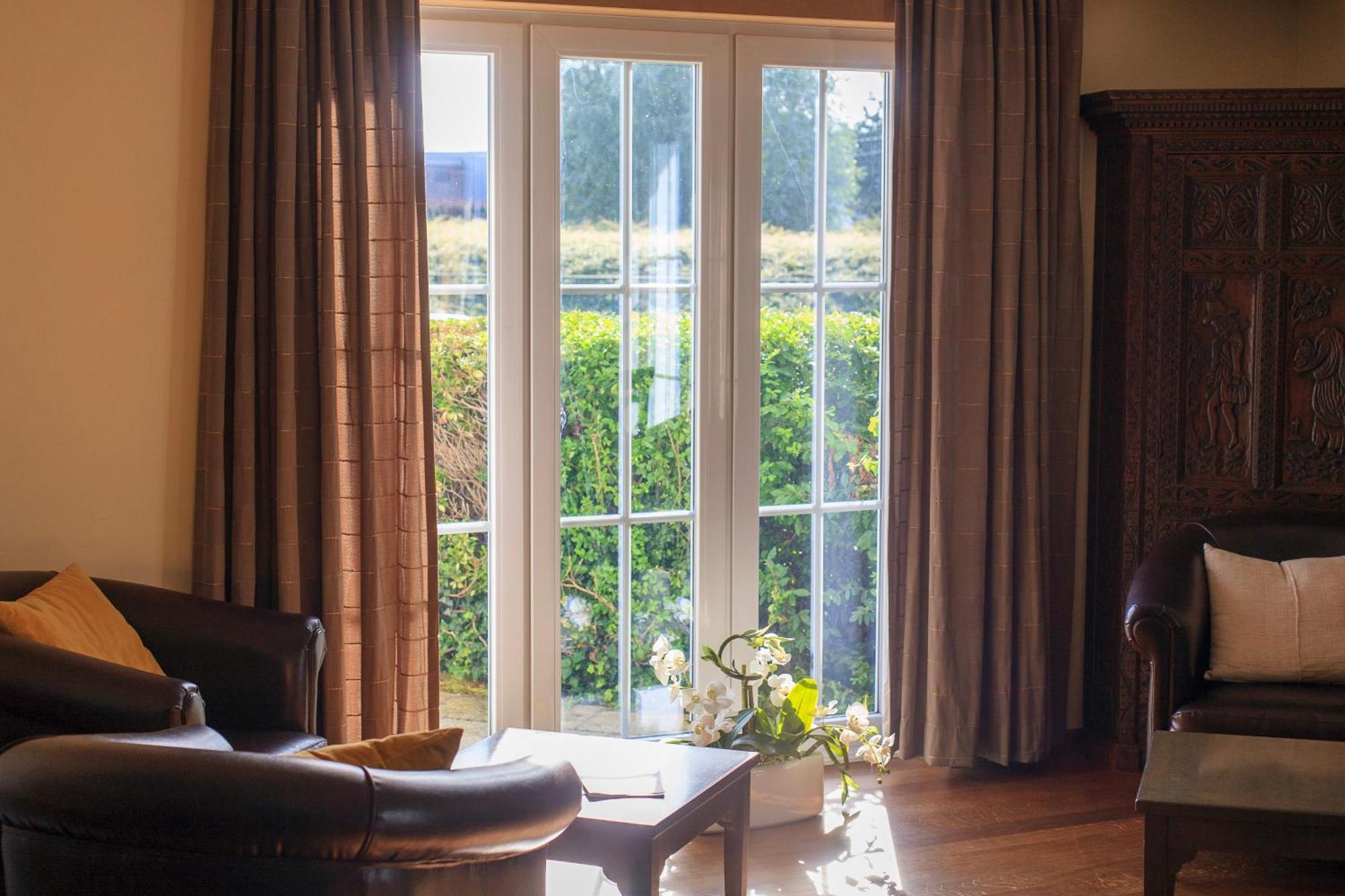 St-Janshof Hotel Waregem Extérieur photo