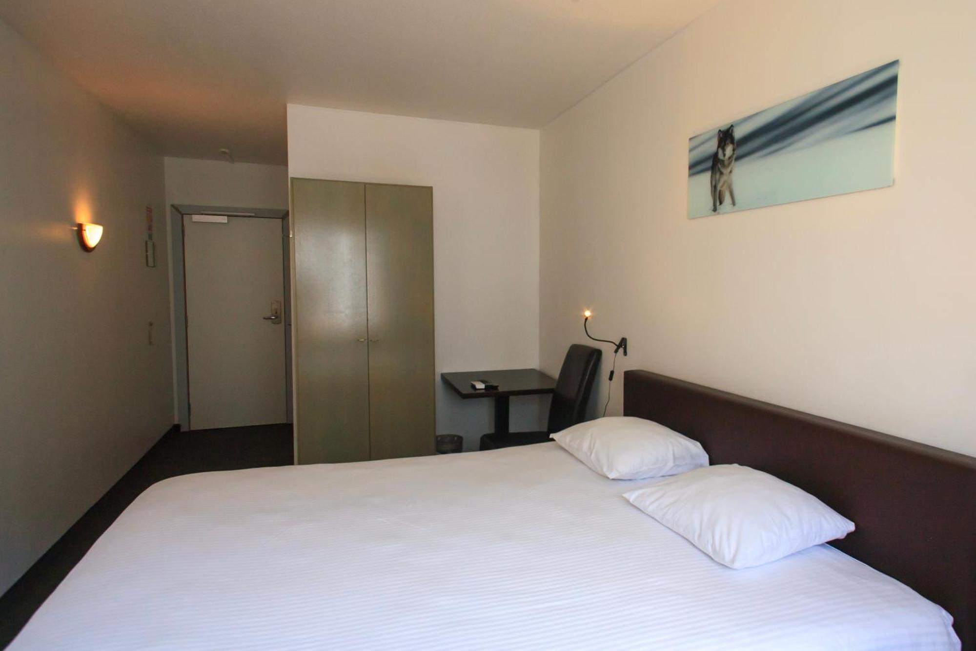 St-Janshof Hotel Waregem Extérieur photo