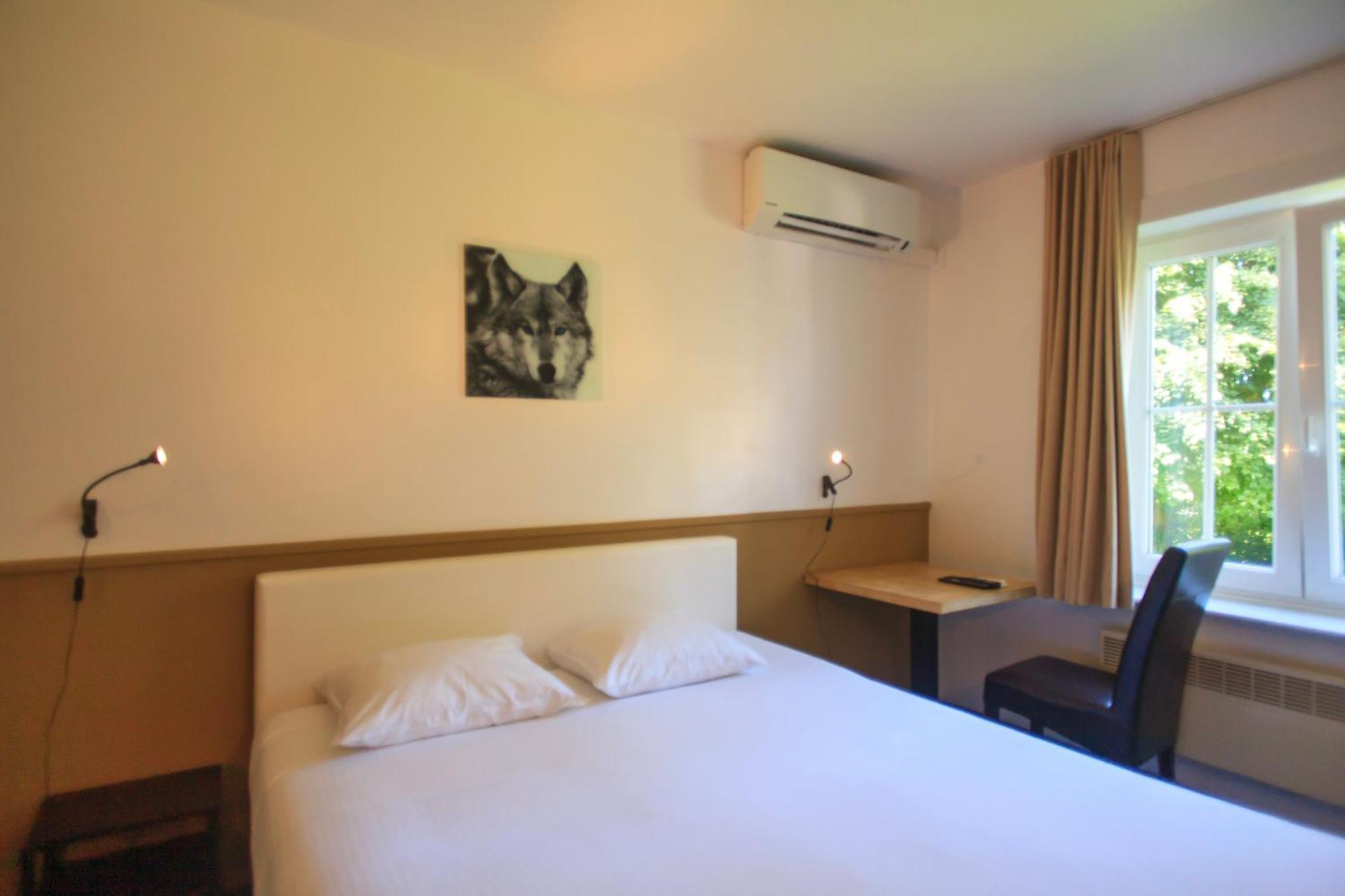 St-Janshof Hotel Waregem Extérieur photo